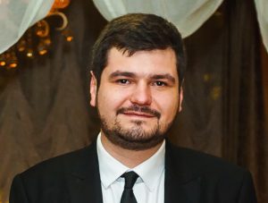 Денис Бузак