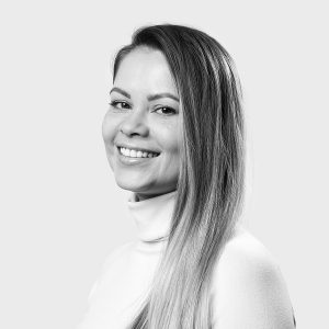 «Иностранный язык — это про возможности и перспективы»: digital-специалисты о том, как знание английского влияет на их зарплаты и карьеры